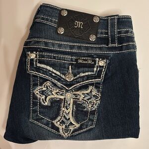MISS ME CROSS Women's Dark Blue Embroidered Jeans 29 capris crops